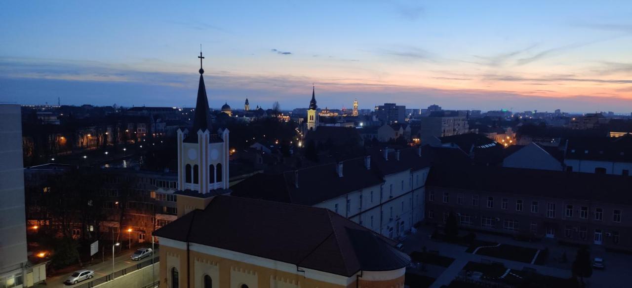 Over The City Oradea Εξωτερικό φωτογραφία