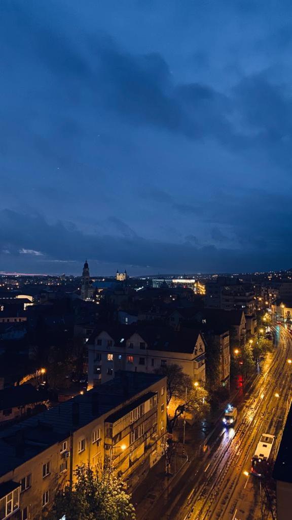 Over The City Oradea Εξωτερικό φωτογραφία