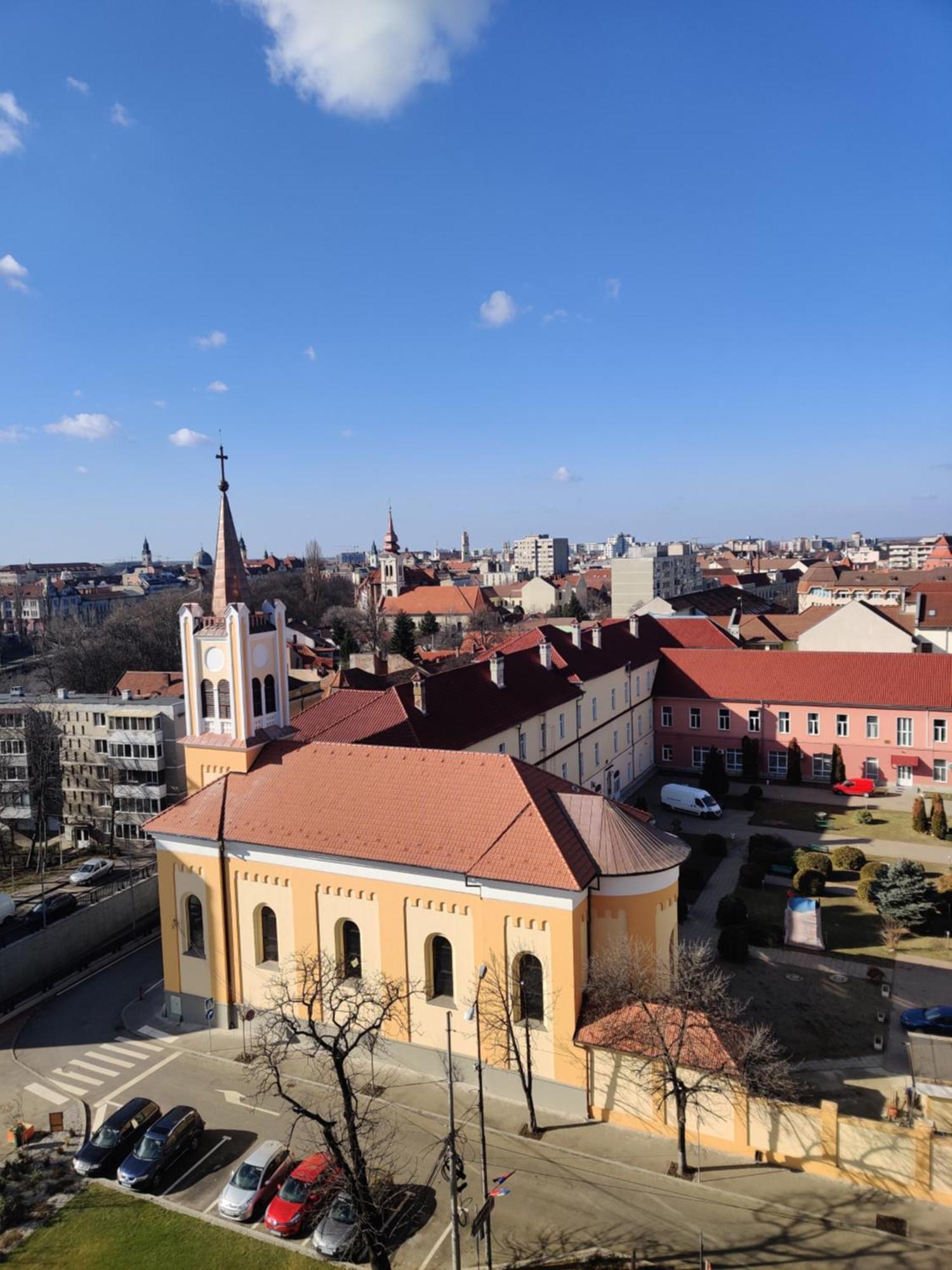 Over The City Oradea Δωμάτιο φωτογραφία